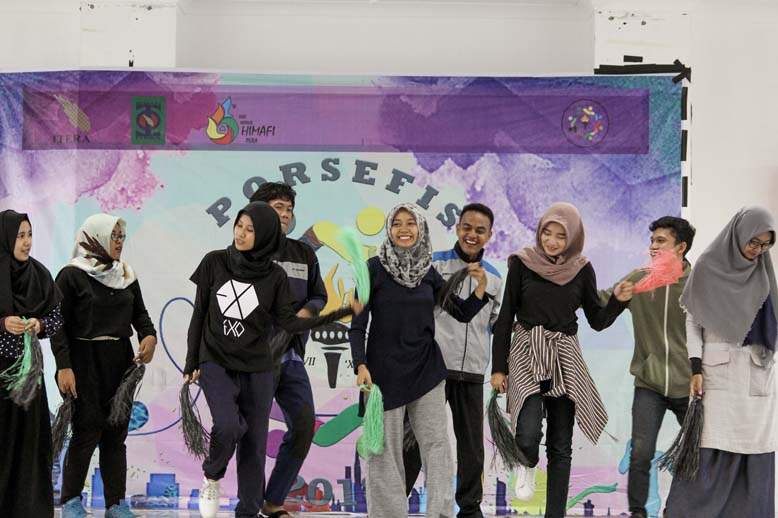 PORSEFIS: Kompetisi & Keakraban